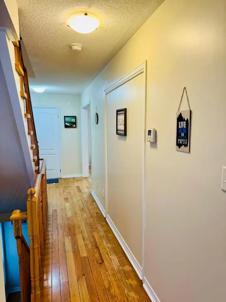 Homestay Cosy Room In Toronto With High Speed Internet- Close To City Centre